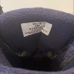 Sperry Shoes - Brand new Navy Sperry Duck Boots SIZE 6